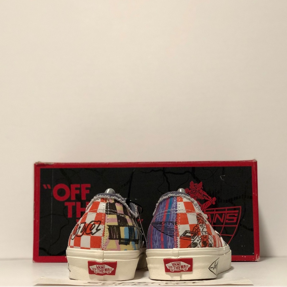 Vans Authentic (Netflix Stranger Things) “Multi/Checkerboard” - Picture 4 of 6